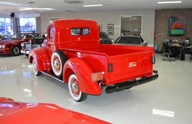 1947 Ford Pick-Up Half Ton 114"WB Beautiful Restoration - photo 8