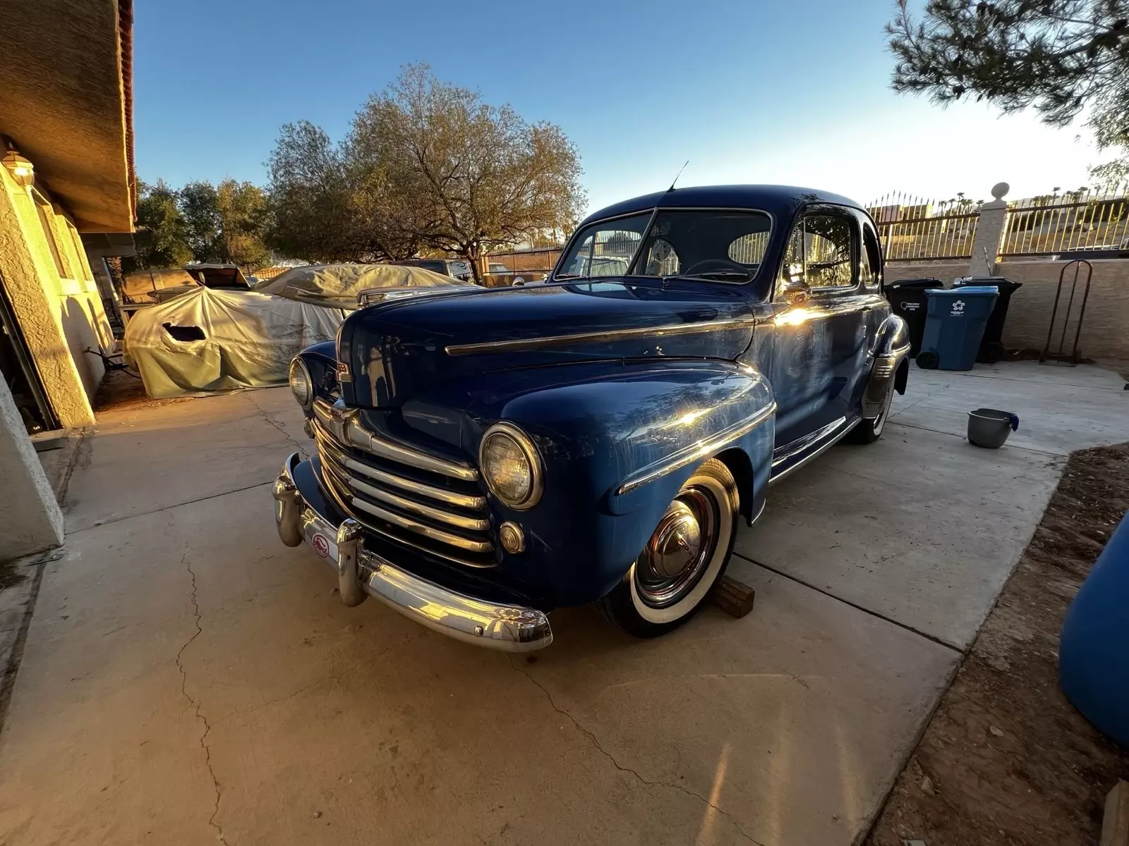 1947 Ford Super Deluxe