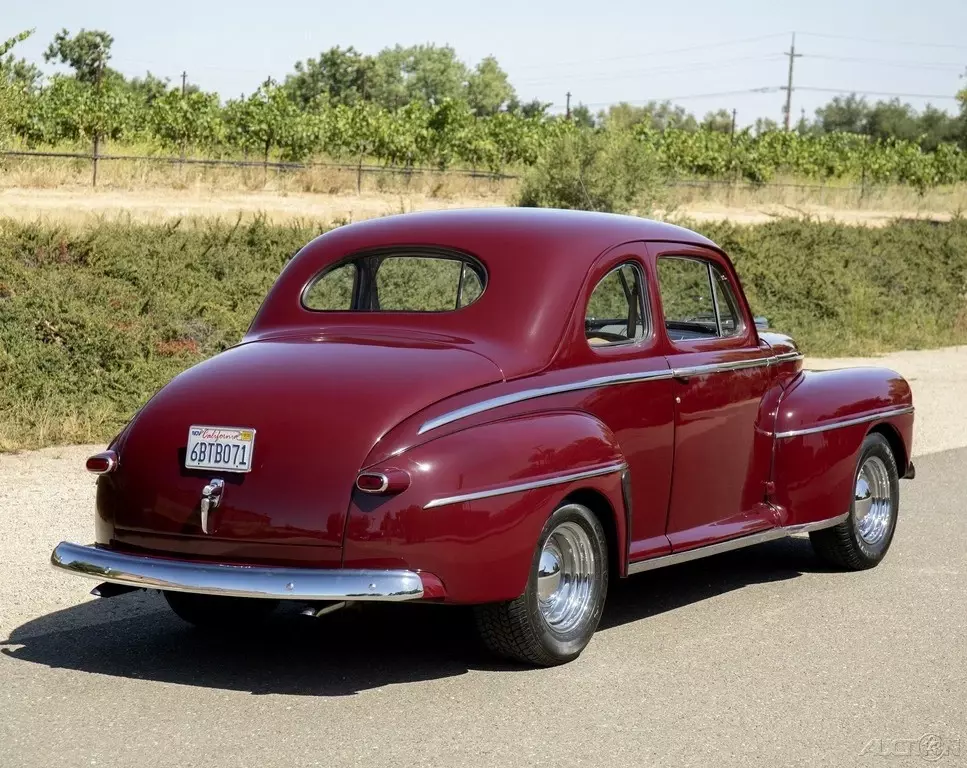 1947 Ford Super Deluxe Super Deluxe Coupe - photo 5
