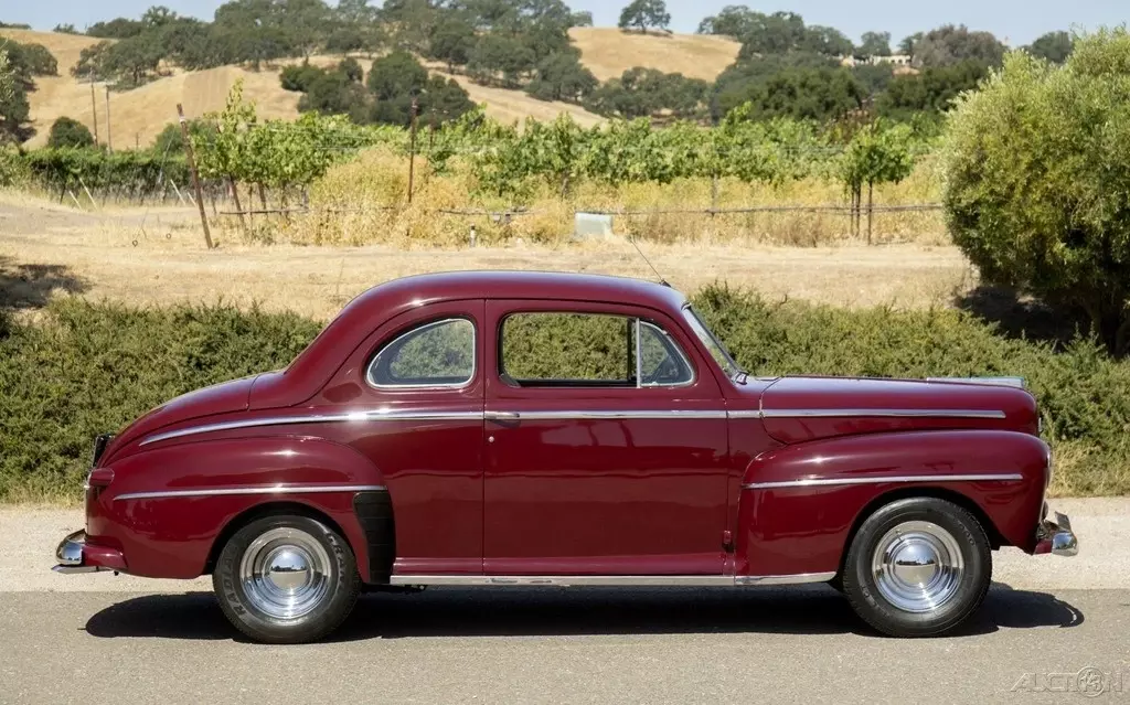 1947 Ford Super Deluxe Super Deluxe Coupe - photo 6