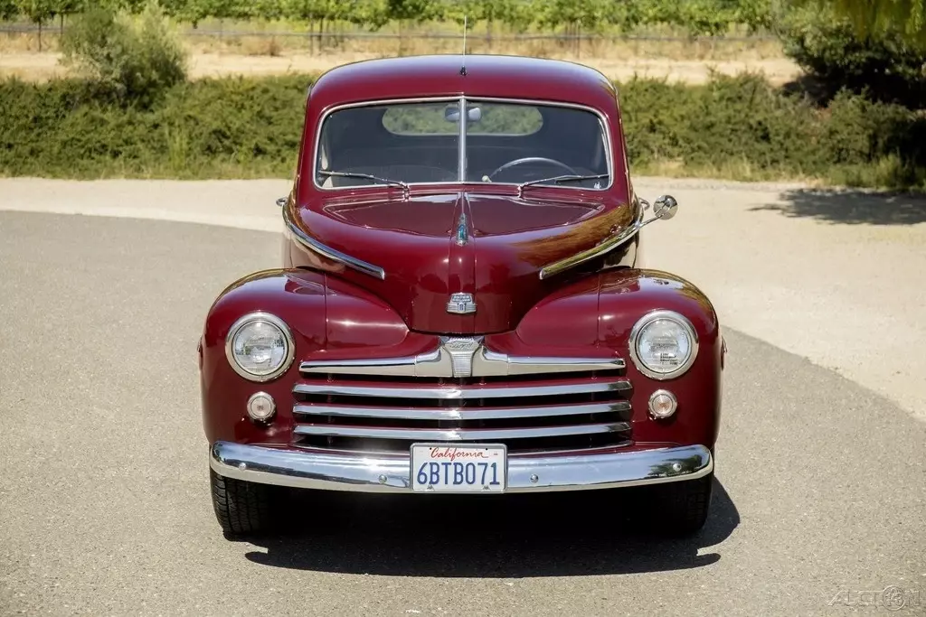 1947 Ford Super Deluxe Super Deluxe Coupe - photo 8