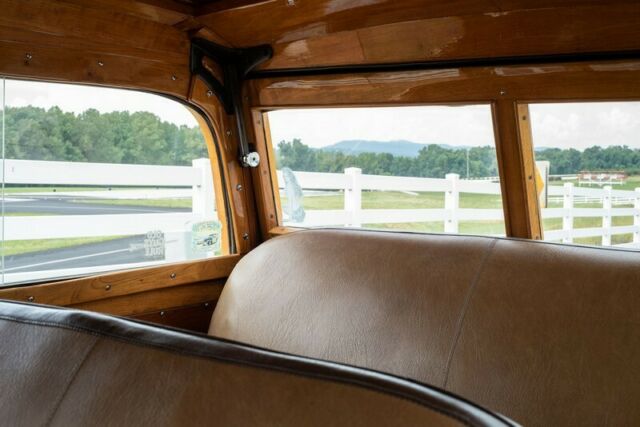 1947 Ford Super Deluxe " Woody" Station Wagon - photo 13