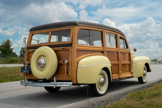 1947 Ford Super Deluxe " Woody" Station Wagon - photo 4