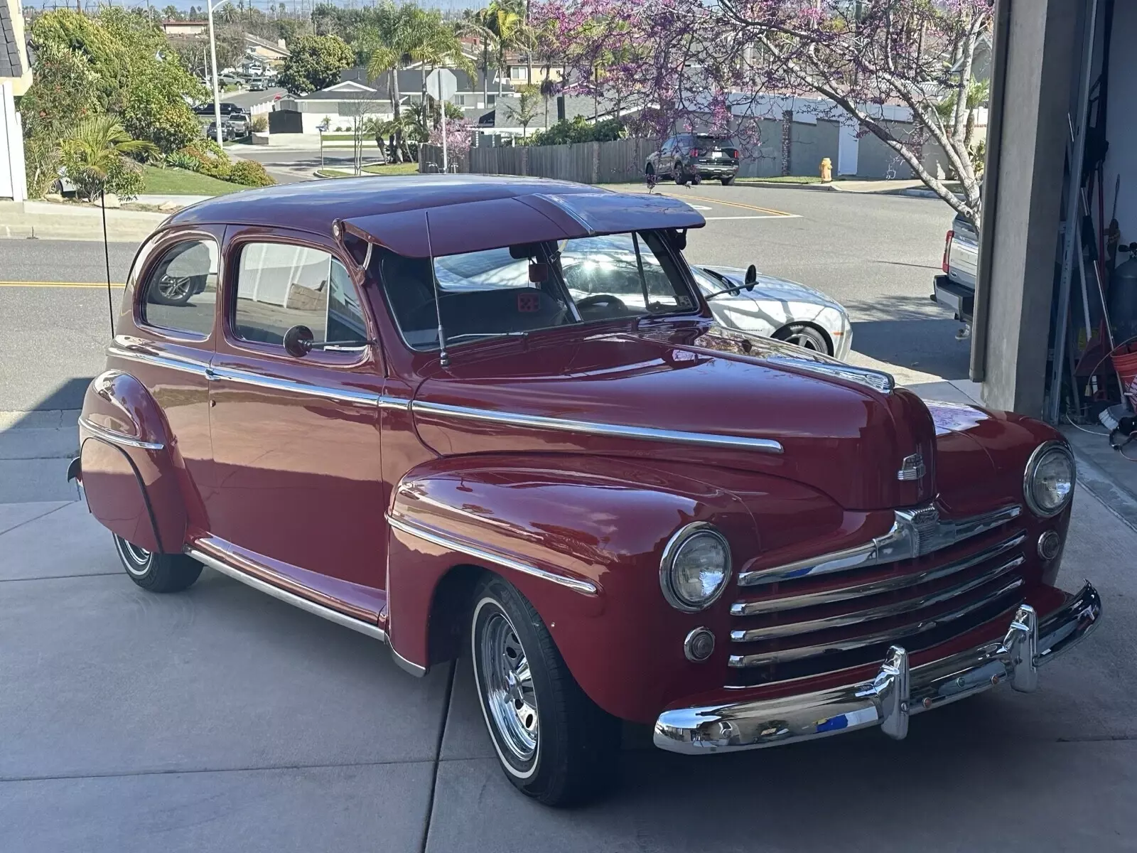 1947 Ford Super Deluxe - photo 2