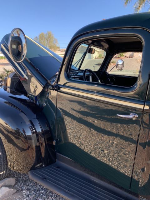 1947 Ford 1/2 Ton Pickup - photo 3