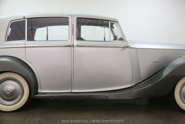 1947 Rolls-Royce Silver Wraith Limousine Right Hand Drive - photo 11