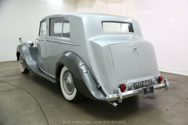 1947 Rolls-Royce Silver Wraith Limousine Right Hand Drive - photo 6