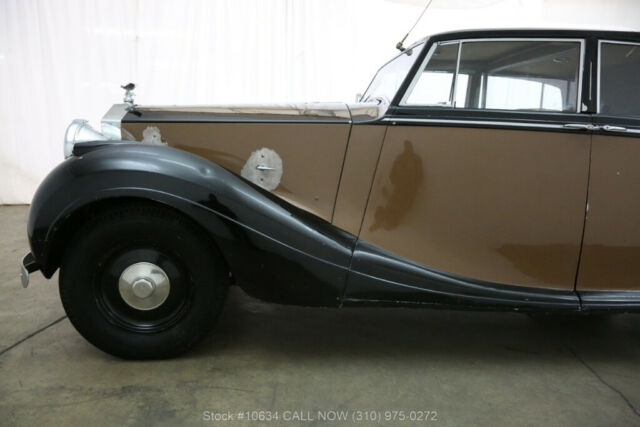 1947 Rolls-Royce Silver Wraith Limousine - photo 9