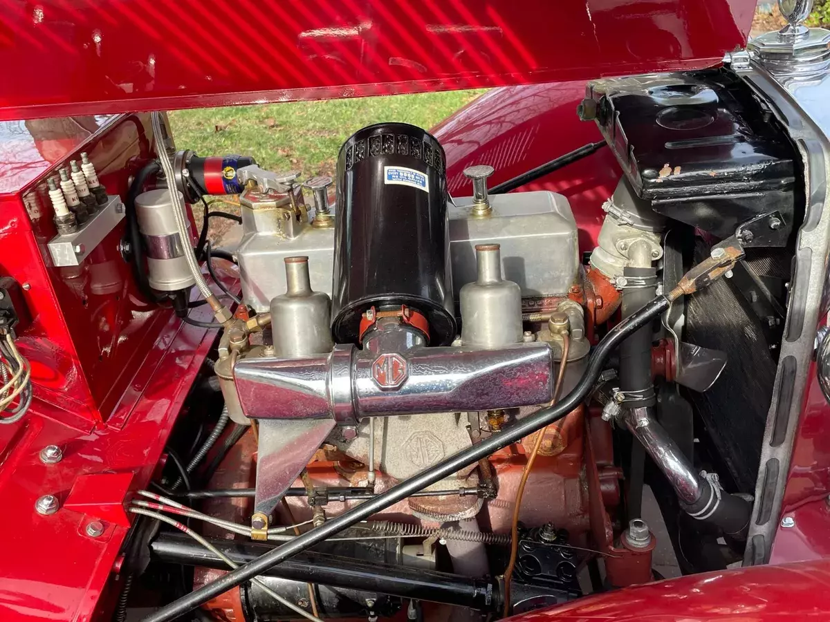 1947 MG TC - Beautifully restored and beautifully kept since then, high quality 1947 MG T-Series