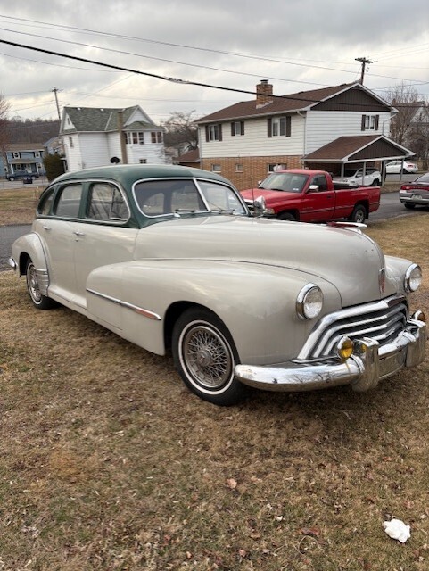 1947 Oldsmobile Custom Cruiser - photo 2