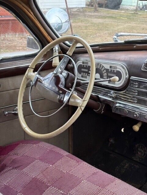 1947 Oldsmobile Custom Cruiser - photo 4