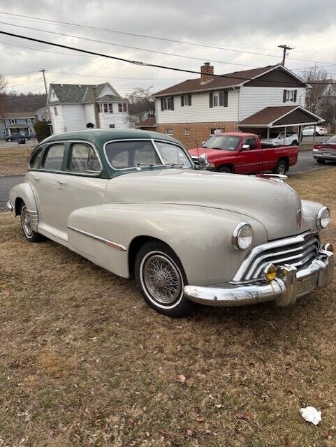 1947 Oldsmobile Custom Cruiser - photo 2