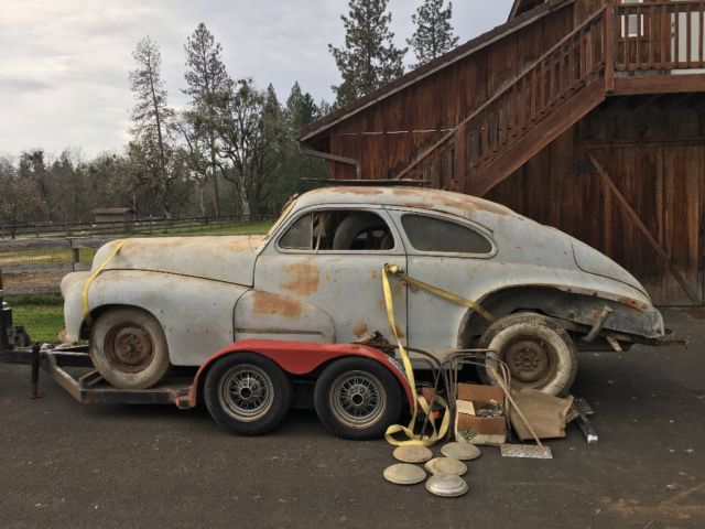 1947 Oldsmobile 2 door fastback coupe 47 46 48 olds barn find Chevy 1947 Ford Mustang See pictures
