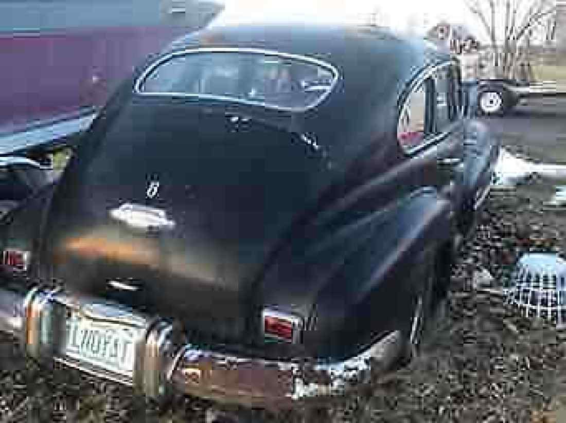 1947 Oldsmobile Dynamic Deluxe - photo 2