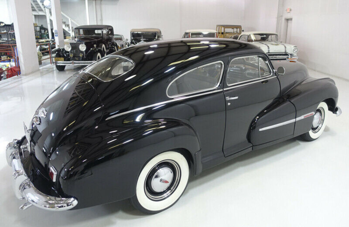 1947 Oldsmobile Series 66 Special Series 66 Club Sedan - photo 9
