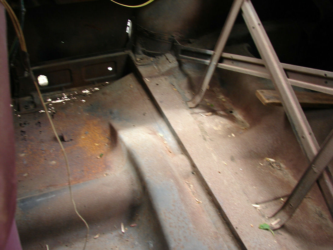 1947 Plymouth Club Coupe - photo 11