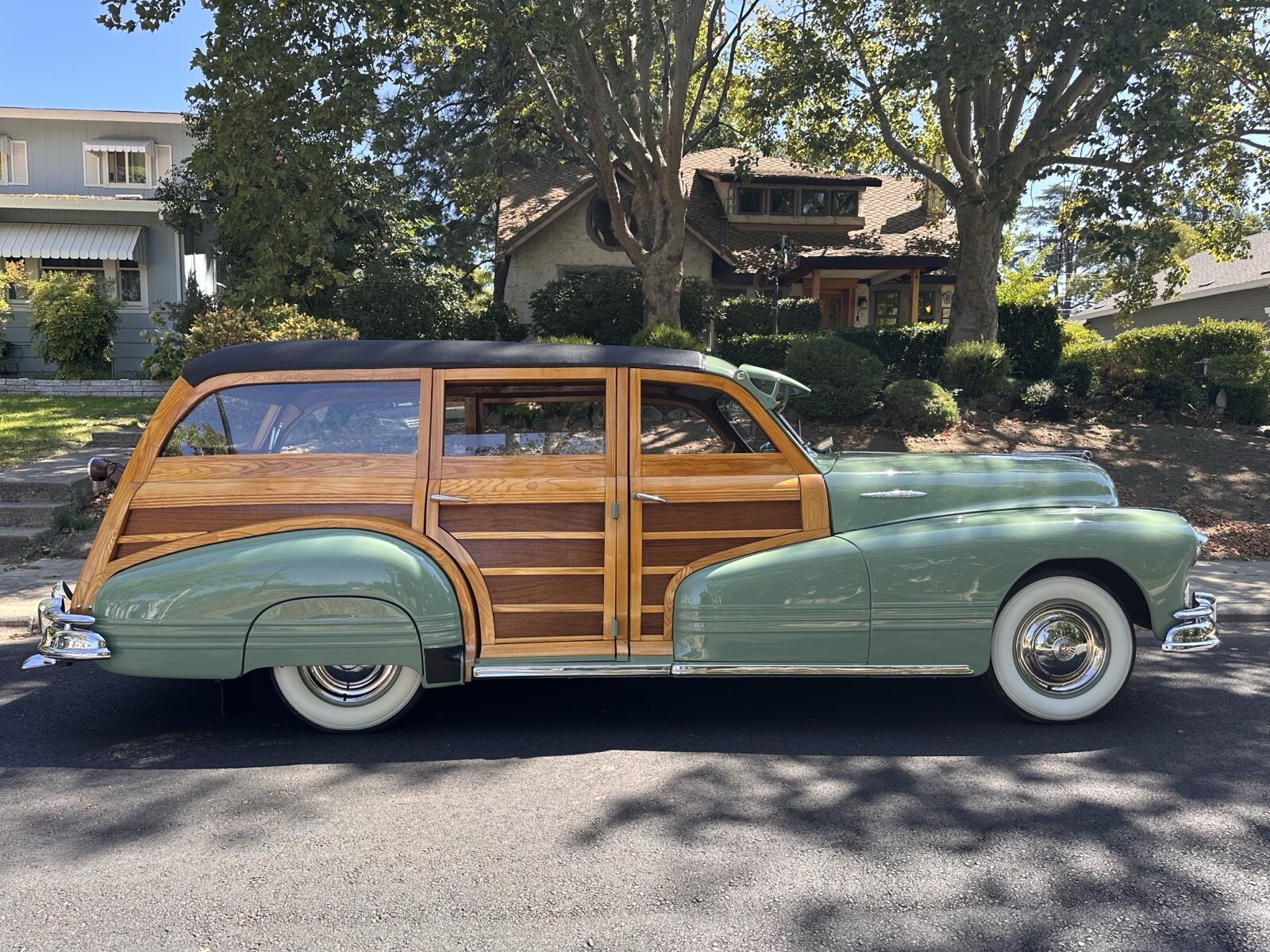 1947 Pontiac Streamliner woodie - photo 7