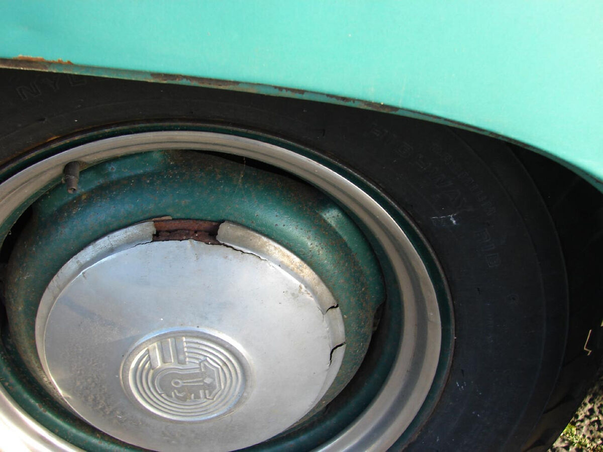 1947 Pontiac Streamliner - photo 12