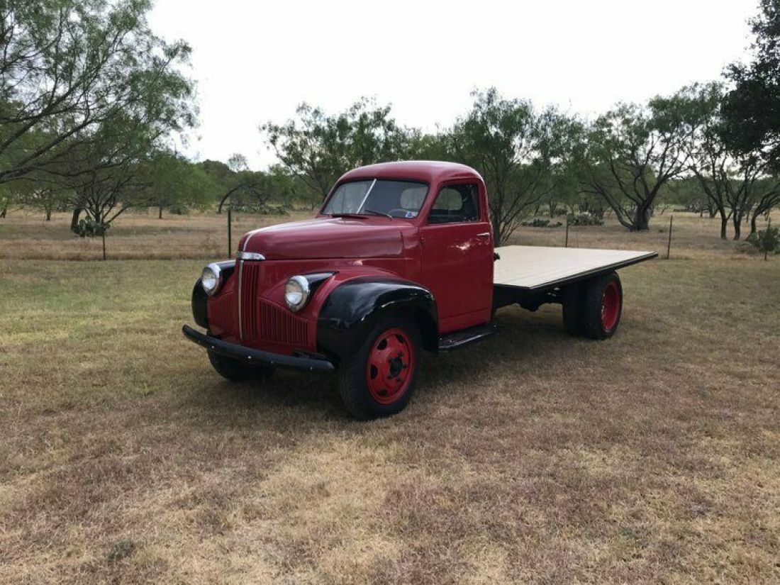 1947 Studebaker M16 Flatbed 32277 Miles Red and black Pickup Truck 226 4 Speed 1947 Studebaker M16 Flatbed