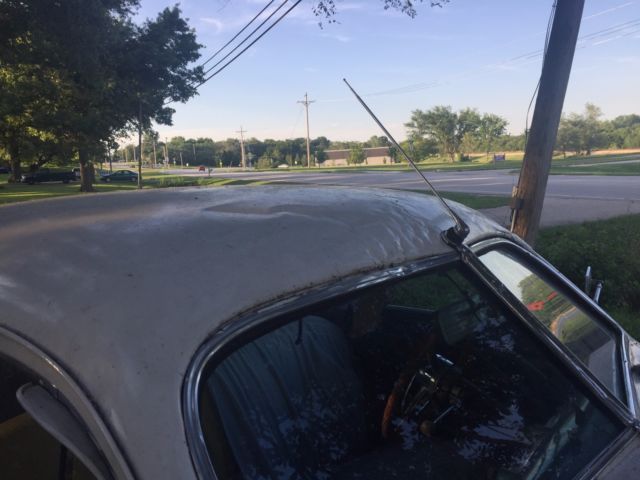 1948 Buick Roadmaster - photo 2