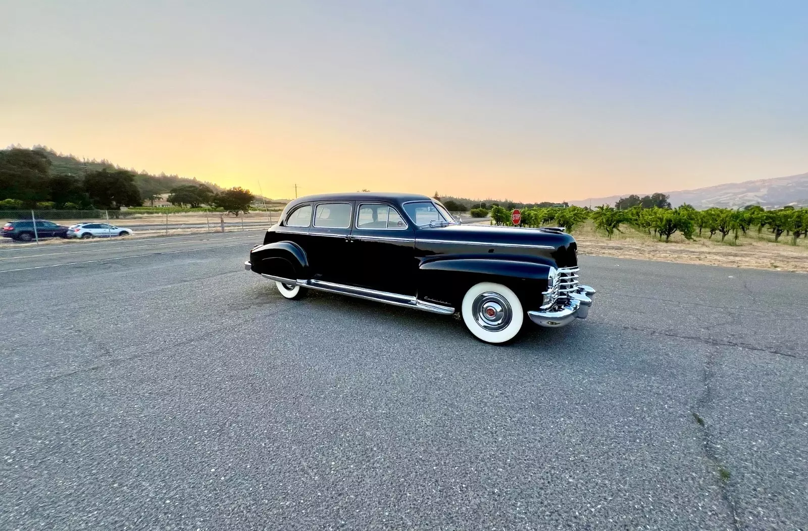1948 Cadillac SERIES 75 LIMOUSINE 1948 Cadillac SERIES 75 LIMOUSINE