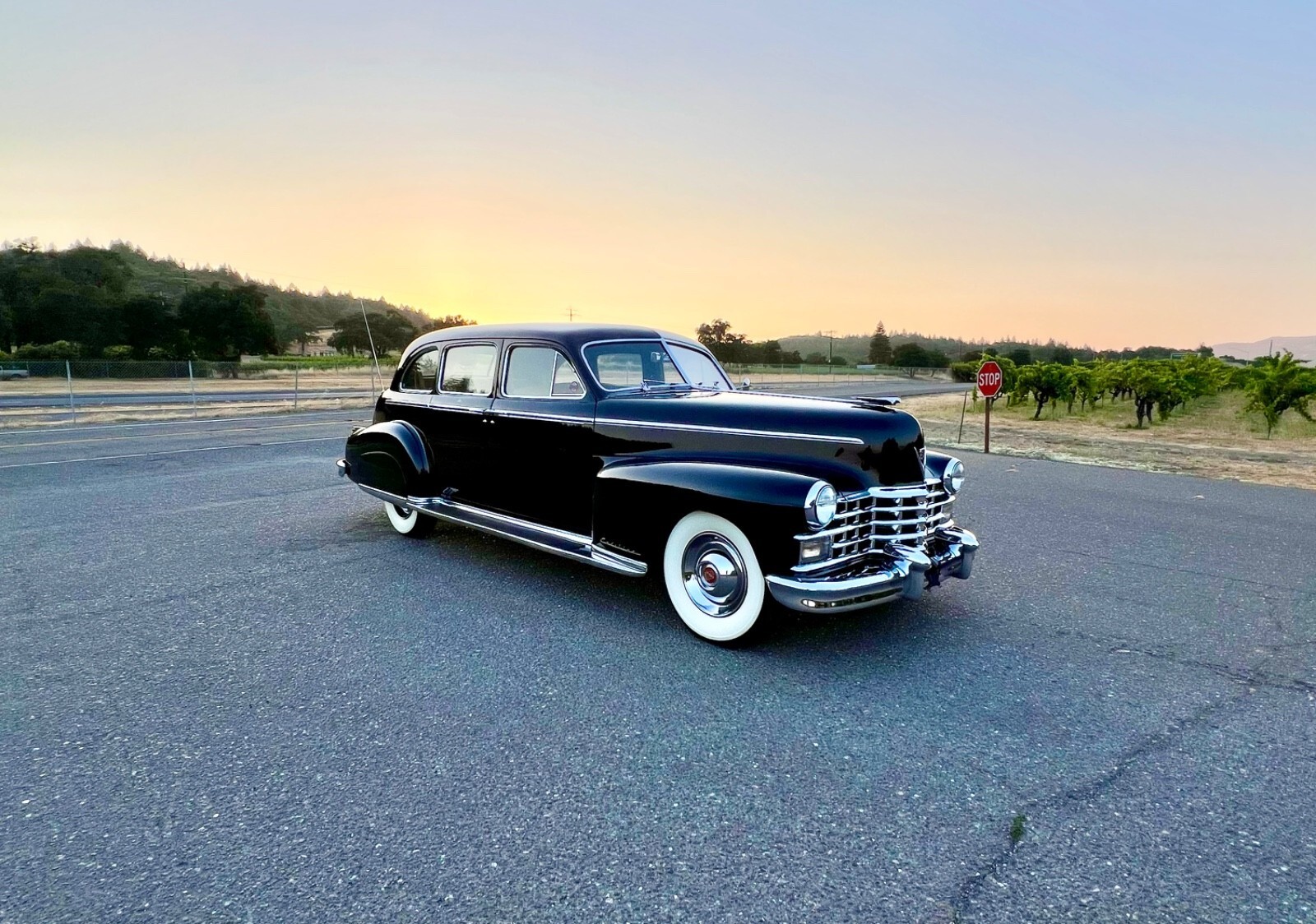 1948 Cadillac SERIES 75 LIMOUSINE - photo 2