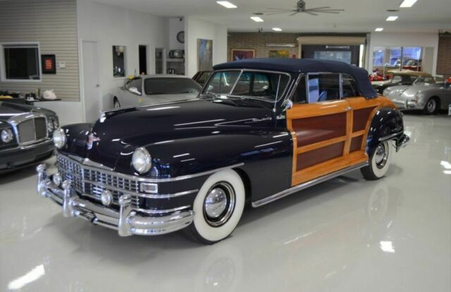 1948 Chrysler Town & Country Convertible - photo 4