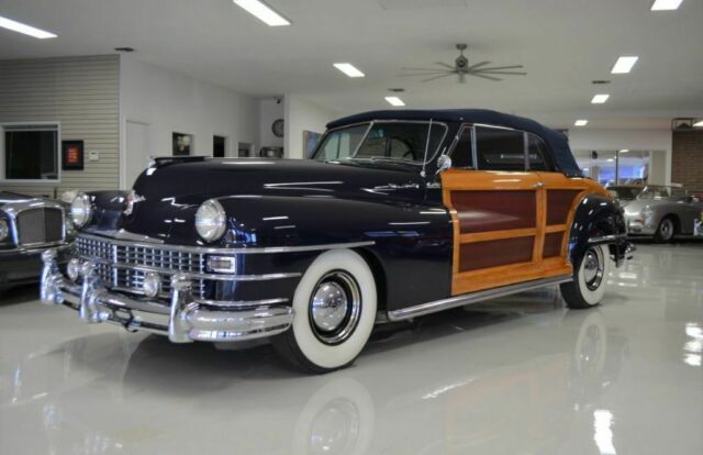 1948 Chrysler Town & Country Convertible - photo 6