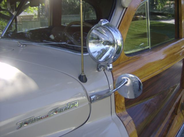 1948 Chrysler Town & Country Woodie - photo 12
