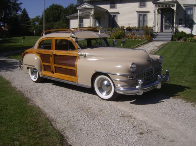 1948 Chrysler Town & Country Woodie - photo 3