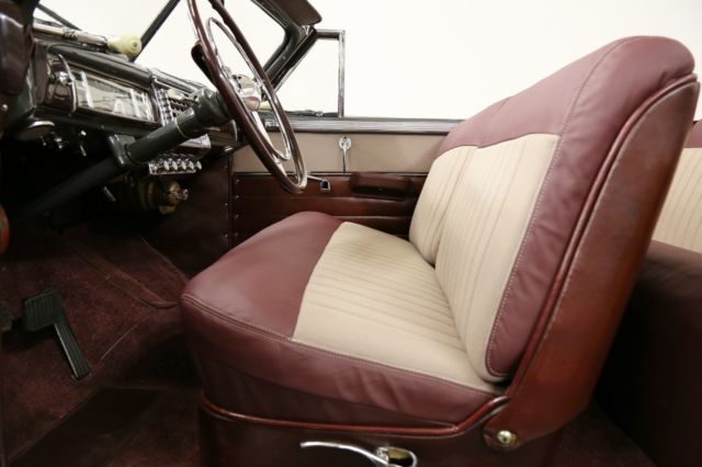 1948 Chrysler Town & Country Convertible - photo 10