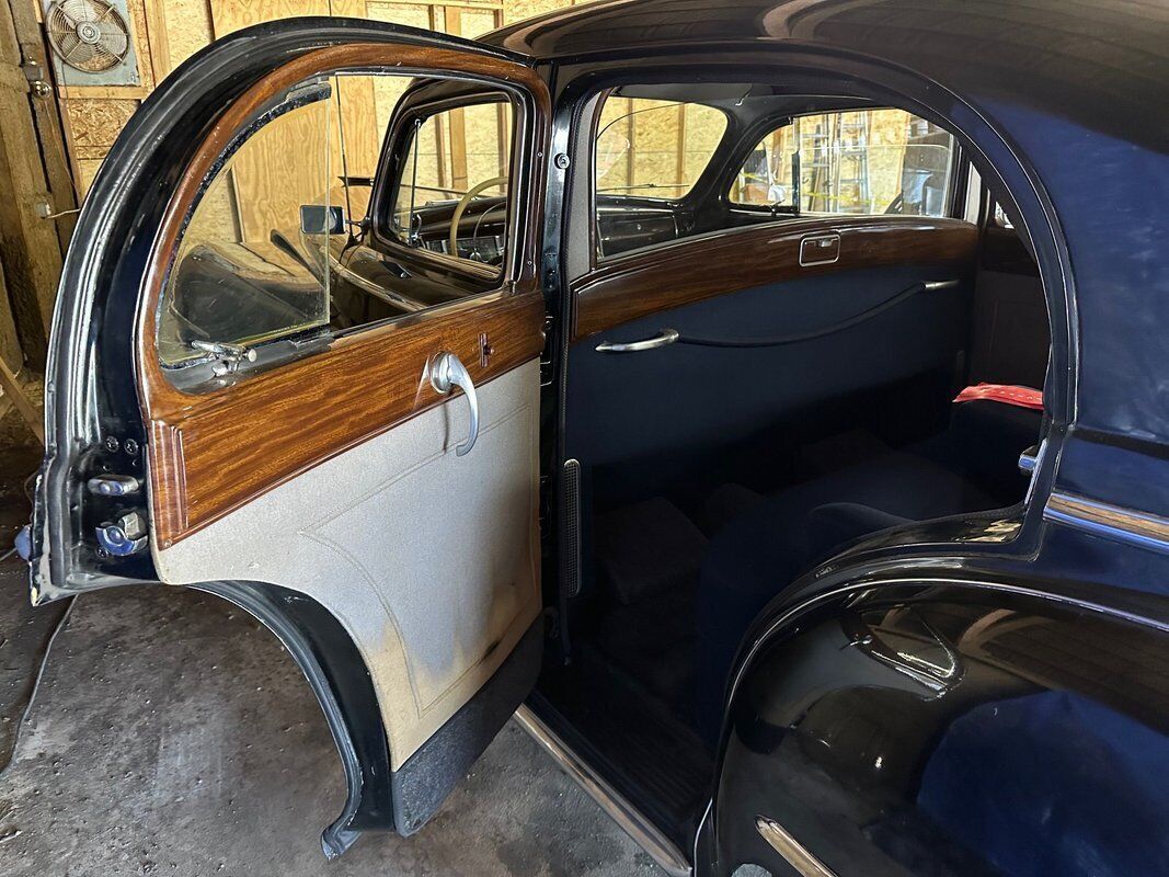 1948 Chrysler Town Sedan Limo - photo 8
