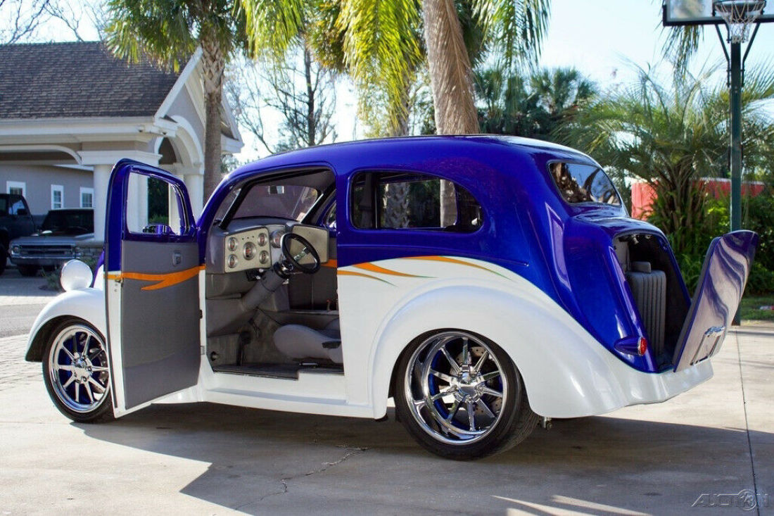 1948 Ford Anglia Anglia / 383 Stoker V8 / Vintage Air / ULTIMATE SHOW CAR - photo 12