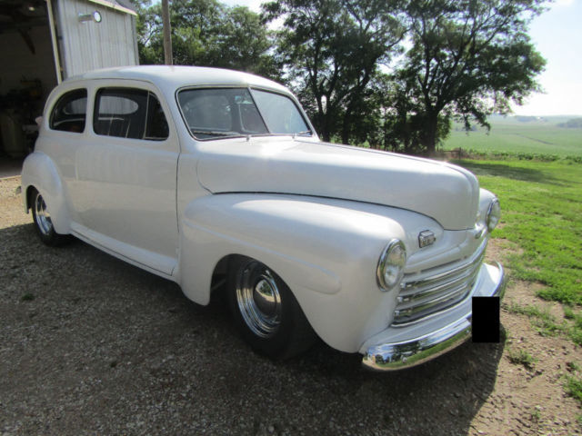 1948 Ford 2 Door Sedan 383ci V8 Stroker Turbo 350 Automatic 9" Posi Rear End Low 1948 Ford Sedan