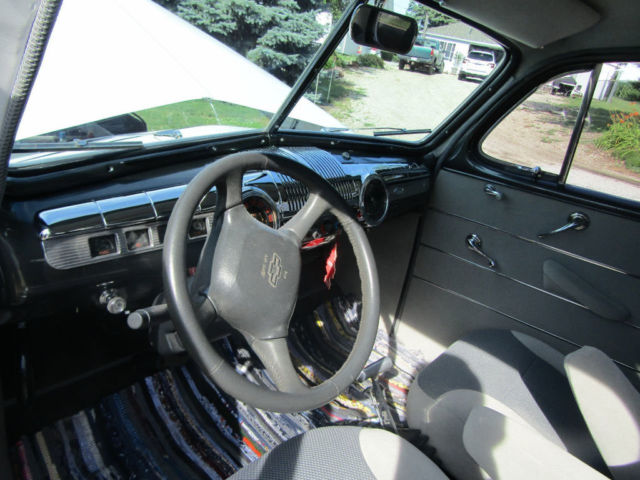 1948 Ford Sedan - photo 10