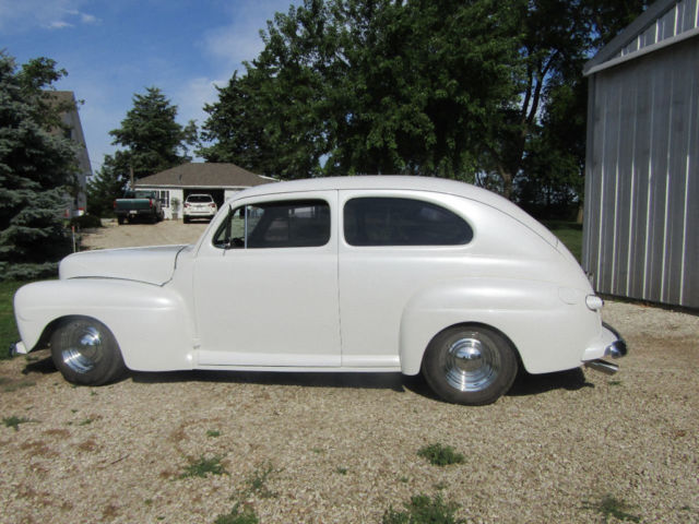 1948 Ford Sedan - photo 9