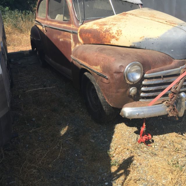 1948 Ford Super Deluxe