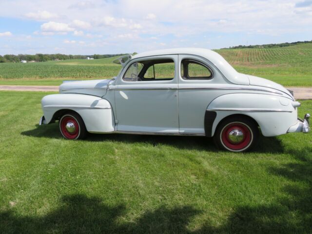 1948 Ford Super Deluxe - photo 2