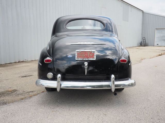 1948 Ford Coupe Deluxe - photo 4