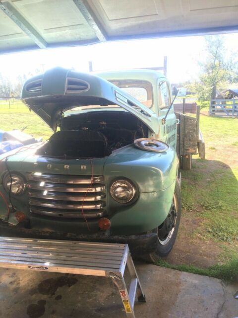 1948 ford f6 with original 1948 metal rating plates from ford 1948 Ford classic, vintage F6, 2 ton, 15000 GVWR chrome
