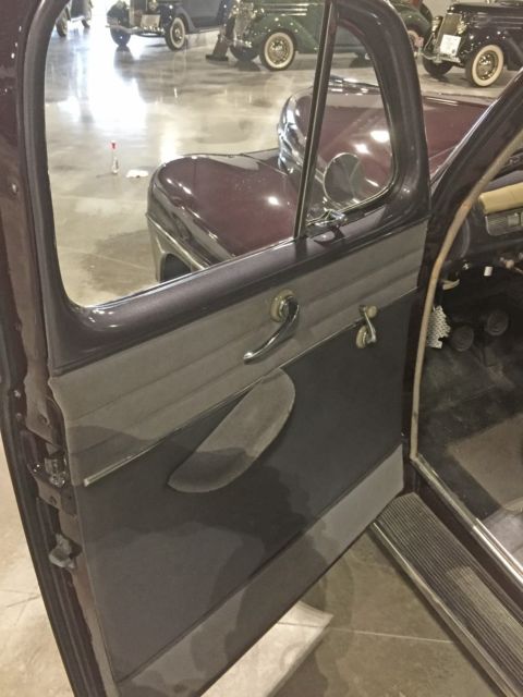 1948 Ford 89A-73B Fordor Deluxe Sedan - photo 10