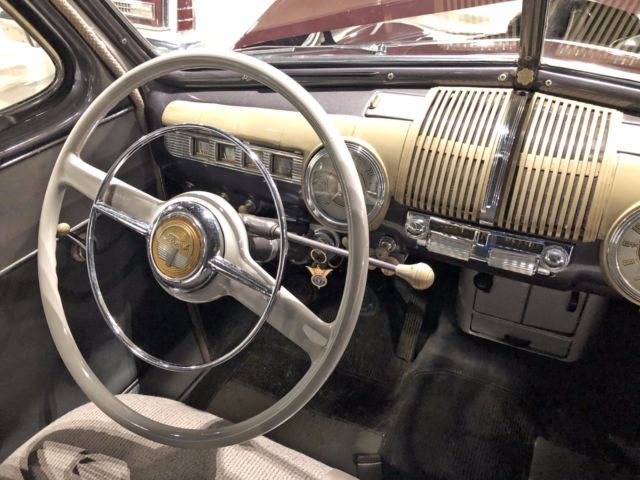 1948 Ford 89A-73B Fordor Deluxe Sedan - photo 13