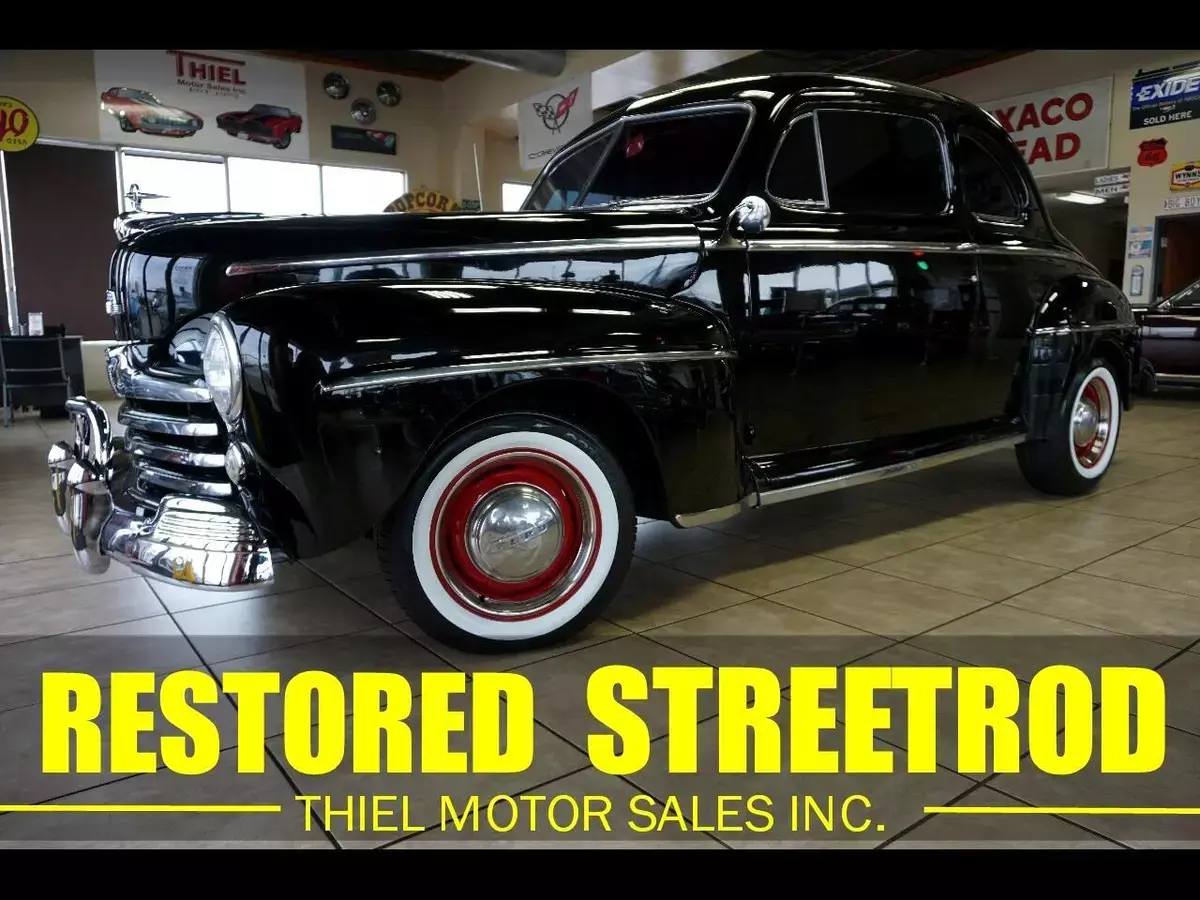 1948 Ford Super Deluxe 2-Door Streetrod 302 V8 Automatic Air-Conditioning 1948 Ford Super Deluxe 2-Door Streetrod