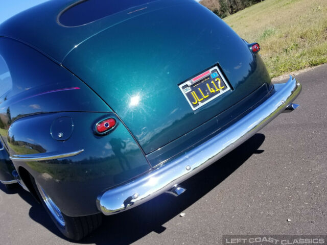 1948 Ford Deluxe Tudor - photo 11