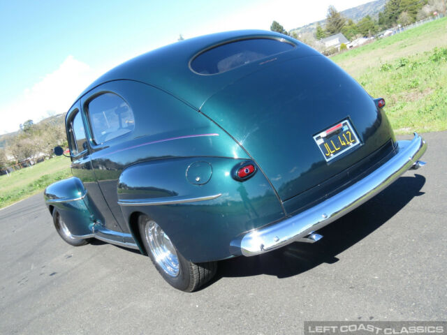 1948 Ford Deluxe Tudor - photo 5