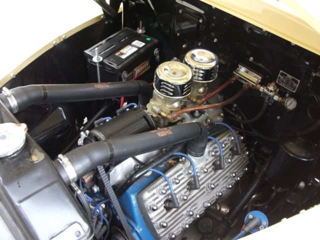 1948 Ford Tudor Super Deluxe - photo 2