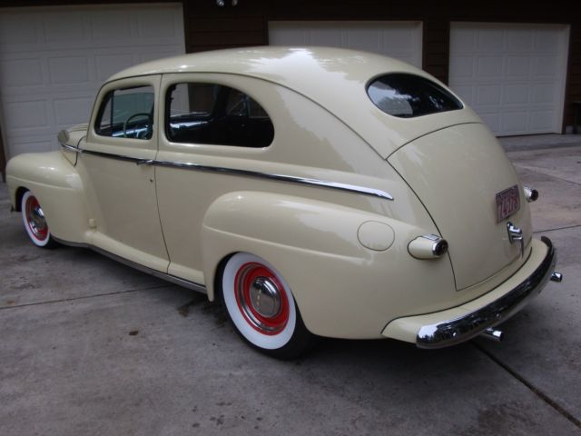 1948 Ford Tudor Super Deluxe - photo 9