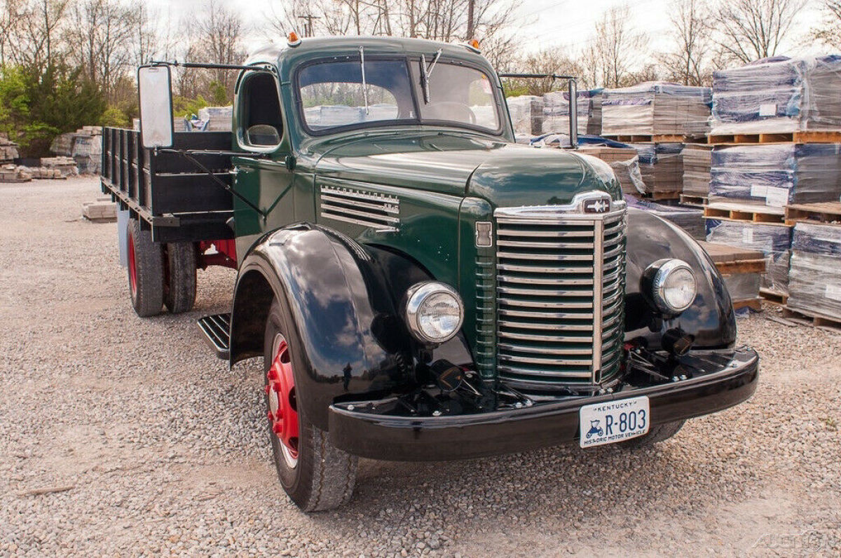 1948 International Harvester KB-6 Flatbed Truck - photo 5