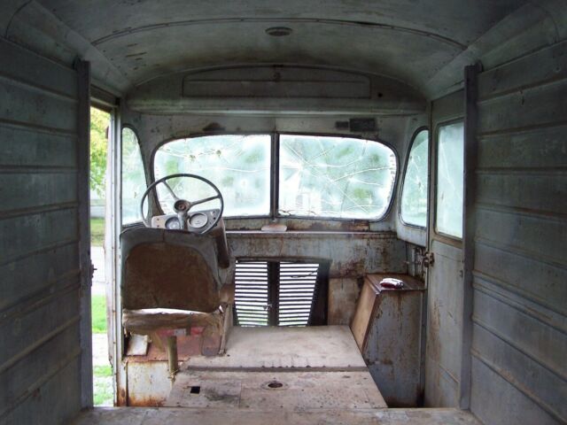 1948 International Harvester 100 KB-1 SHORTY - photo 9