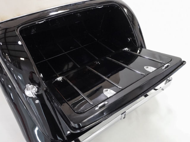 1948 Jaguar 3 1/2 Litre Mark IV Drophead Coupe - photo 11